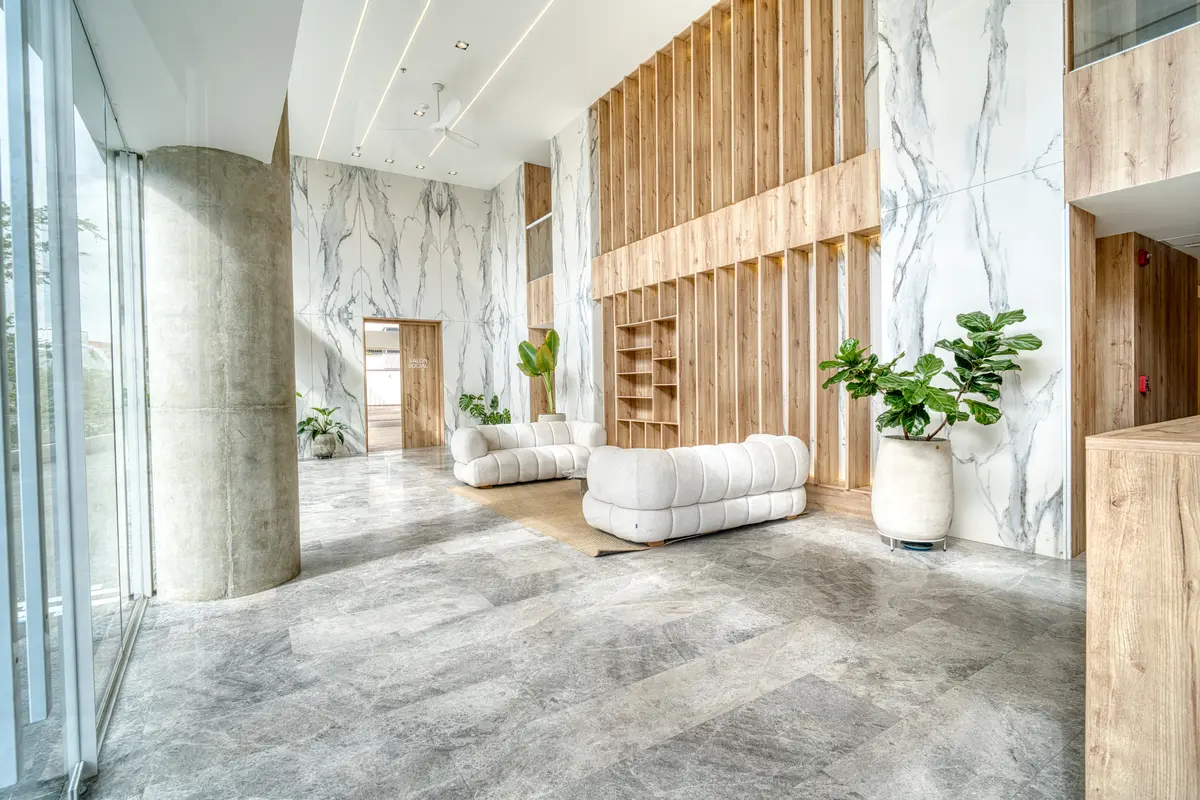 LOBBY 1